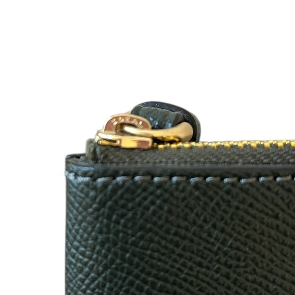 NWT Coach Corner Zip Wristlet in Dark Ivy (Green) - Picture 8 of 13